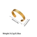 Detaillierte Maße des gehämmerten, 18K vergoldeten Edelstahl-Manschettenarmbands - Hydraulischer Gehämmerter Stil (YY342) / Gold