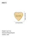 Dettagli di dimensioni e peso per ciondolo a cuore dorato con incisione 'AMOUR' - Stile con Lettera "AMOUR" (A0672) / Oro