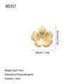 18K gold-plated stainless steel flower pendant charm with dimensions and weight info - Radial Five-Petal Flower Style (B0357) / Gold