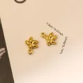 Goldfarbener Seestern-Anhänger aus Titanstahl, 1,3x1cm für DIY-Schmuckherstellung - Kleiner Seestern mit Wellenrand (012)