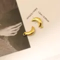 Premium golden stainless steel crescent moon pendant charms for DIY jewelry making - Banana Crescent (046)