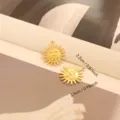 Deux tailles de breloques soleil dorées pour la création de bijoux DIY originaux - 068 Visage du Soleil