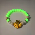 Luminous beach necklace with gold shell pendant, neon green beads and white pearls - 14 # Golden orange-red light bracelet
