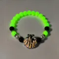 Luminous green beaded bracelet with seashell charm and pearls for beach holiday wear - 19#白K橙红手串