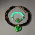 Luminous shell jewelry set including leopard print choker and glowing beaded bracelet. - 22#金色绿光项链手串套装