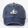 Berretto da baseball in denim lavato con design a vetta ricamata in blu scuro regolabile - Taglia unica / Blu Notte