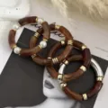 Set di braccialetti retrò in tubo di bambù acrilico marrone tartaruga con perle e metallo - Set di Bracciali Curvi / Caffè Set