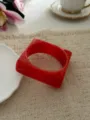 Bracciale rigido geometrico quadrato largo in resina rosso acceso vintage per uno stile chic - Stile Quadrato Largo / arancio-rosso