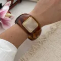 Exquisite klobiger Marmor-Resin-Armreif mit quadratischem Marmor-Einsatz für Damen - Klares Kaffee-Hellbraun