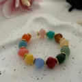 Bracciale di perline stile resort con pietre colorate irregolari e distanziatori dorati - Stile con Perline Irregolari (823) / 13 Pezzi (10mm) / Colori Misti 1