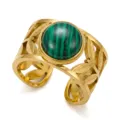 Elegante anello regolabile vintage placcato oro con pietra di malachite tonda verde - Stile Foglia Traforata con Intarsio di Malachite Tonda (013)