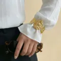 Elegante bracciale rigido a girasole dorato in acciaio inossidabile di alta qualità per donna - Stile Fiore (0124)