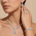 Elegante set di gioielli vintage in cristallo con collana, orecchini, bracciale e anello - Set 11 (Stile 4 Pezzi Girasole Goccia d'Acqua Argentato)