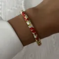 Elegante bracciale rigido in smalto floreale stile cinese retrò dorato con dettagli rossi e bianchi - Stile Intarsiato Motivo Nuvola Rosso Bianco (4)