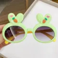 Leuke lichtgroene kinderzonnebril met konijnenoren en wortelontwerp voor zonbescherming - Groen Frame Paars Verloop Glazen