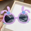 Occhiali da sole per bambini a forma di coniglio viola con protezione UV per bambine - Montatura Viola Lenti Grigie