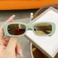 Lunettes de soleil rectangulaires pour enfants avec monture vert menthe et verres bruns - Cadre Vert Verres Gris