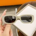 Lunettes de soleil rétro rectangulaires pour enfants avec monture beige crème et verres noirs - Cadre Brun Verres Gris