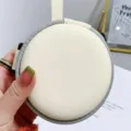 Custodia circolare premium per occhiali da sole pieghevoli color crema con cinturino - Custodia Circolare per Occhiali Pieghevoli