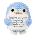 Poupée pingouin au crochet faite main avec carte de citation positive pour cadeau - Manchot Bleu (Carte Positive)