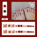 Vista detallada de parches para uñas de los pies con diseño de fresas y lunares rojos - Juego de 24 Piezas (Pegamento Incluido) / Estilo Fresa con Lunares (F009)