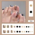 Glänzende schwarze und goldene Glitzer-Aufklebenägel für Zehen mit Streifenmuster - 24er Set (Inklusive Kleber) / Schwarz & Gold Linienstil (F023)
