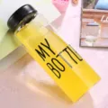 Botella de agua de plástico transparente portátil con diseño My Bottle moderno - Negro