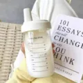 Minimalist high-capacity straw cup with time markings for bubble tea and milk tea - 500ml / White (Time Scale)
