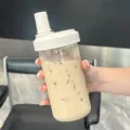 Minimalist large capacity plastic straw cup for boba milk tea with portable lid - 500ml / White