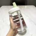 Tazza con cannuccia trasparente creativa grande capacita bottiglia di acqua in plastica soda - 550ml / Verde erba