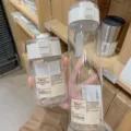 Tragbare Tritan Trinkflasche mit Druckverschluss, klare Kunststoff Becher fuer den Alltag. - 800ml / Klarweiß