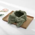Green bamboo charcoal fiber makeup headband for women, soft bow spa face washing hair band - Green