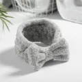 Grey bamboo charcoal fiber headband for women, cute bow design, perfect for makeup and facial washing. - Gray