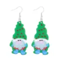 Detailweergave van kerstgnome oorbellen met groene boomhoeden en witte baarden op wit - Groene Kabouter Oorbellen (006-3.Groene Kabouter)