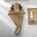 Weiches Korallenvlies-Haartrocknungstuch mit Rentier-Motiv für Kinder in Braun - Geweih Dreiecksmütze / Kaffeebraun