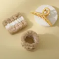 Plüsch Gesicht Wasch Armband und Haarklammer Set, weiches saugfähiges Stirnband für Frauen. - 2 Stück/Set / Braun-Weiß Gestreift
