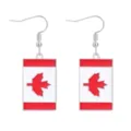 Elegante Canada vlag oorbellen met rood esdoornblad emaille op zilverkleurige basis - Vlag Oorhangers