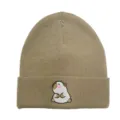 Detailansicht einer khakifarbenen Strickmütze mit niedlichem Capybara-Stickmotiv - Capybara Stickerei - 4Khaki / 20cm Breit