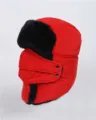 Gorro de cazador de invierno rojo con ribete de piel sintética negra y máscara facial - Orejeras Con Máscara / Talla única / Rojo (Estilo Bufanda)