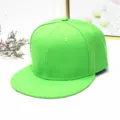 Neongrüner einfarbiger flacher Baseballkappe für Outdoor-Mode und Streetdance Trend - Flachrand-Stil / Fluoreszierendes Grün