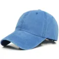 Klassische gewaschene blaue Baumwoll-Baseballkappe mit weichem Oberteil und Schirm - 55-60cm / Saphirblau