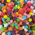 Kleurrijke bloemvormige magische maïskorrels voor creatief doe-het-zelf bouwen kids - Bloemblaadje / Verpakking van 1 kg
