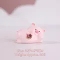 Simpatica statuina di maialino rosa con ciambella al cioccolato, piccolo decoro scrivania - Piccolo (5.5*4.5*6CM) / Ciambella Maialino