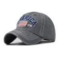 Vintage-Baseballkappe in Anthrazit mit America-Stickerei und USA-Flaggen-Aufnäher - Reguläre Passform / Hellgrau