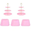 Ensemble de support à gâteaux rose à 3 étages et plateaux rectangulaires pour fête et dessert. - Support à 3 niveaux gaufré rond rose à tiges dorées et 3 plateaux carrés gaufrés roses