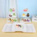 Présentoir à gâteaux blanc élégant à 3 niveaux avec plateaux à dessert pour fêtes - Support Carré Rayé (Tige Blanche) Avec Plateau Carré Gaufré / 2 Présentoirs À Étages Et 3 Plateaux / Blanc