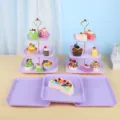 Présentoir à gâteaux violet à 3 niveaux et plateaux à desserts pour mariages - Support carré à rayures à 3 niveaux avec tige dorée et plateau carré / 2 Présentoirs À Étages Et 3 Plateaux / Violet