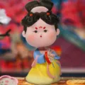 Figurine de dame de la cour de la dynastie Tang tenant un tambourin, décor de style ancien - Dame à Tête Branlante - Joueuse de Tambour / Figurines décoratives