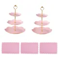 Europäischer rosa 3-stöckiger Kuchenständer und rechteckige Desserttabletts für Partys. - 2 Sets runde Etagere mit 3 Etagen in Roségold und 3 rosa Spitzentabletts
