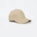 Detailansicht einer minimalistischen beigen Baseballkappe im einfarbigen Design. - 55-60cm / Khaki